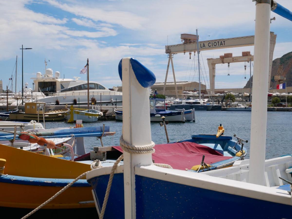 Nature Hostel La Ciotat Extérieur photo
