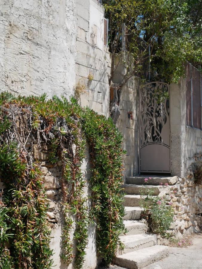 Nature Hostel La Ciotat Extérieur photo